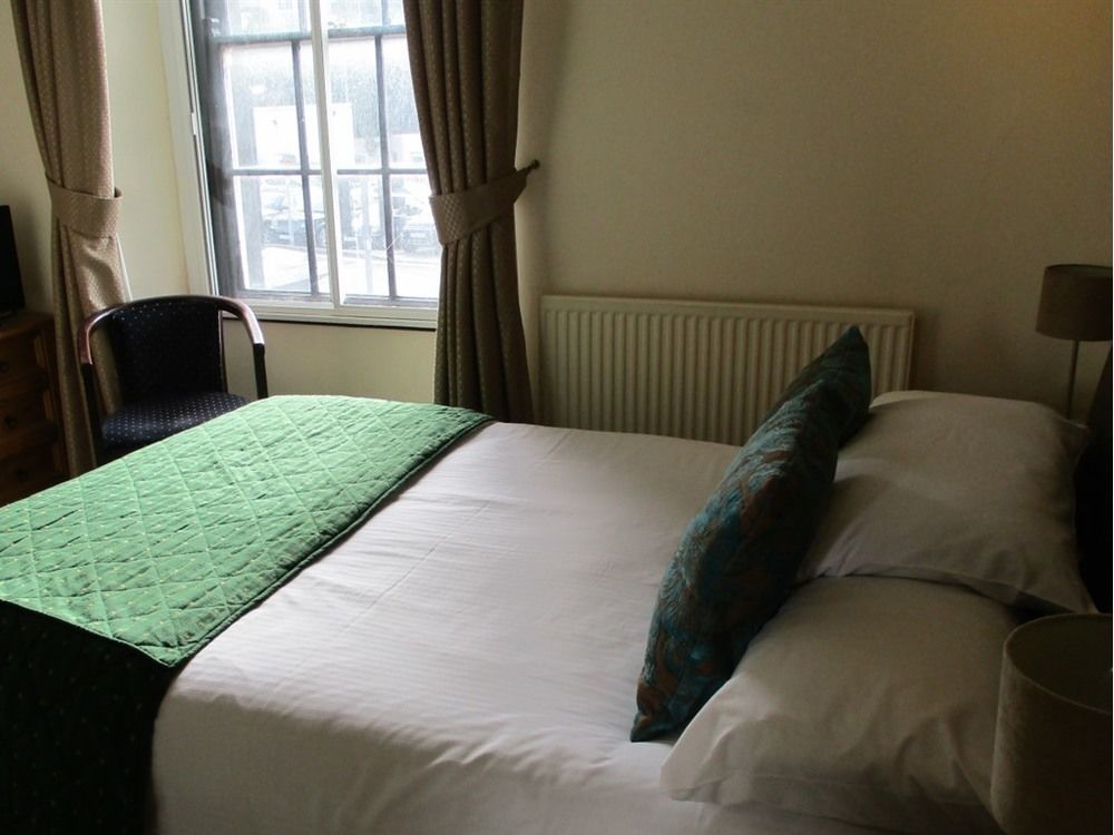 The County Hotel Haverfordwest Exterior photo